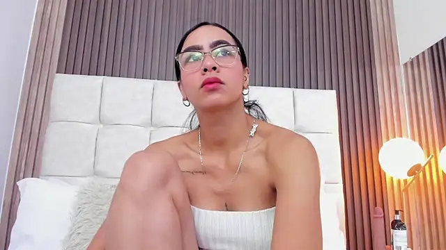 Camila Vega22 online show from May 26, 2026, 11:39 am