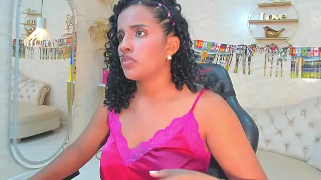 Horny Curls online show from June 20, 2026, 3:53 am