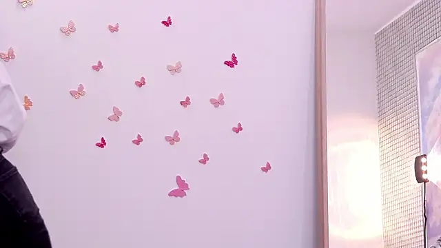 Daisy Blush online show from July 11, 2026, 4:26 am