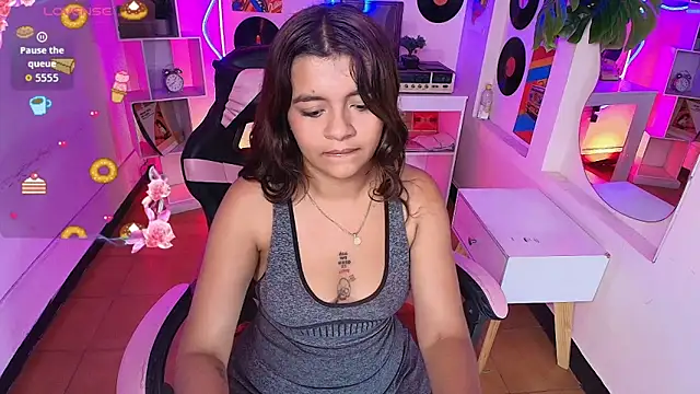 sweety smile  online show from May 24, 2026, 1:27 pm