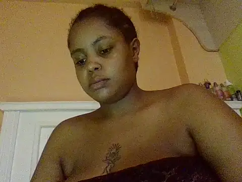 Snapshot of sexychubby22 chatting on May 27, 2026, 2:36 pm sexychubby22 online show from May 27, 2026, 2:36 pm