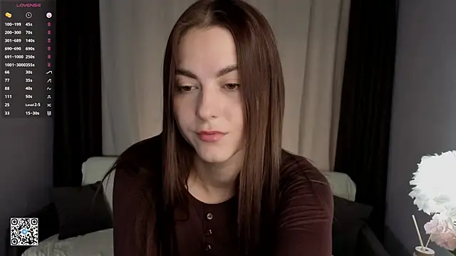 CarolannMirjah online show from July 16, 2026, 4:18 am