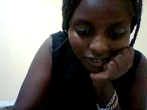 Snapshot of liligal chatting on May 17, 2026, 7:54 pm liligal online show from May 17, 2026, 7:54 pm