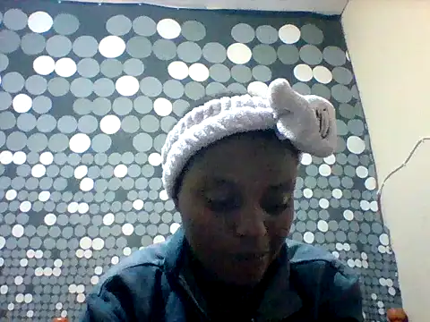 liligal online show from July 9, 2026, 3:32 am