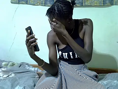 Pretty min online show from May 19, 2026, 8:37 pm
