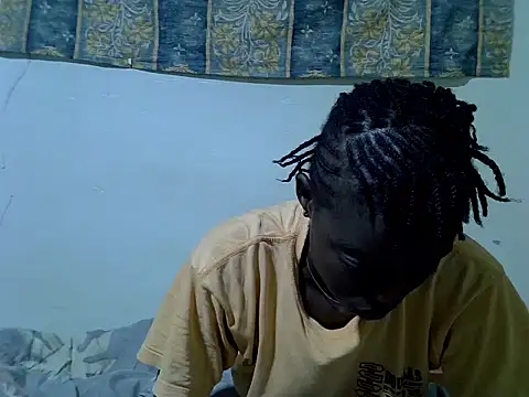 Pretty min online show from May 24, 2026, 4:06 am