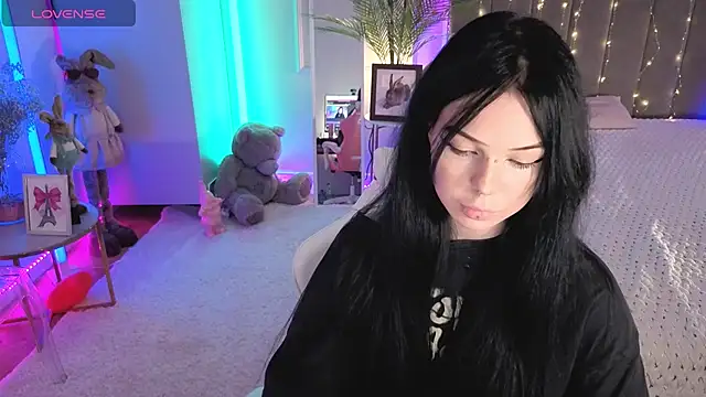 Snapshot of Vivi_Vivian chatting on June 12, 2026, 9:03 pm Vivi Vivian online show from June 12, 2026, 9:03 pm