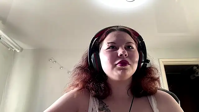 Snapshot of Redhair_girl chatting on May 25, 2026, 3:07 pm Redhair girl online show from May 25, 2026, 3:07 pm