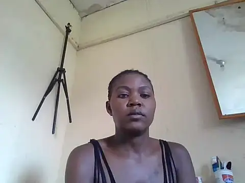 Snapshot of fatpusy002 chatting on May 18, 2026, 9:26 am fatpusy002 online show from May 18, 2026, 9:26 am