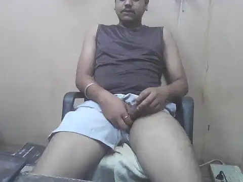 Snapshot of yourbabyboy143 chatting on August 1, 2026, 3:44 pm yourbabyboy143 online show from August 1, 2026, 3:44 pm