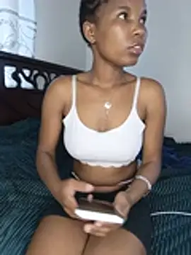 Snapshot of The_naughtyone chatting on July 8, 2026, 9:14 am The naughtyone online show from July 8, 2026, 9:14 am