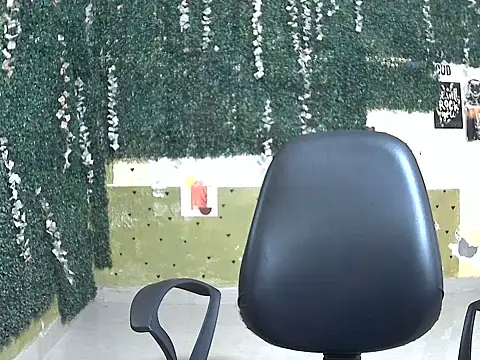 shallykaur online show from May 22, 2026, 3:57 am