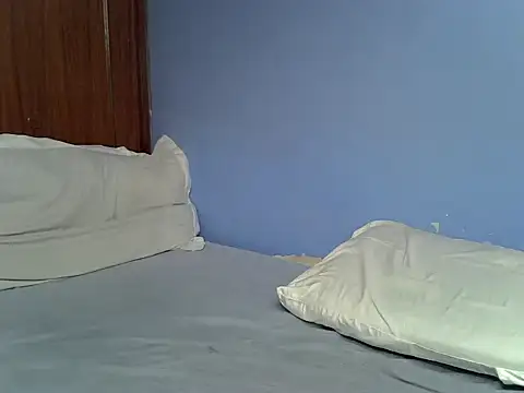 Queen slim2 online show from July 16, 2026, 7:53 pm