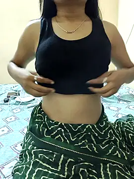 Shanaya 001 online show from June 3, 2026, 4:48 am