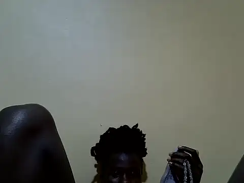moviahlove online show from May 22, 2026, 7:52 pm