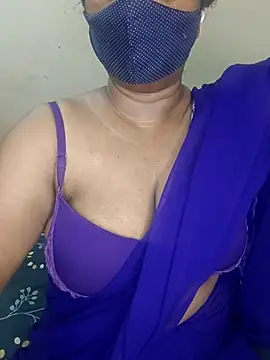 MISS-LOVEV online show from July 18, 2026, 5:44 am
