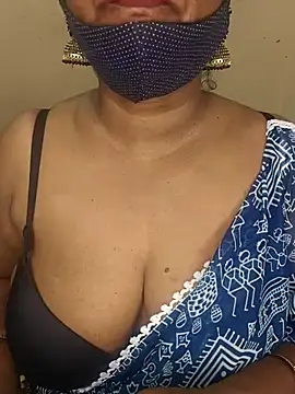 MISS-LOVEV online show from July 31, 2026, 5:29 am