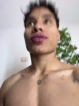 NelModel1 online show from May 28, 2026, 1:08 pm