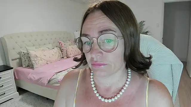 Vika73 online show from July 28, 2026, 11:17 am
