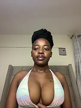 Snapshot of pretty_miss12 chatting on July 21, 2026, 4:48 am pretty miss12 online show from July 21, 2026, 4:48 am