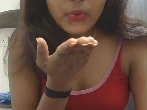 Snapshot of Diana_Penty chatting on July 3, 2026, 3:51 pm Diana Penty online show from July 3, 2026, 3:51 pm