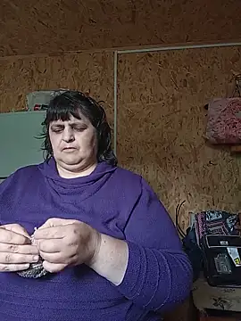 Snapshot of LisichkaOksana chatting on May 28, 2026, 10:45 am LisichkaOksana online show from May 28, 2026, 10:45 am