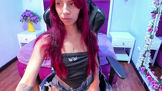 NinaaXXX  online show from June 9, 2026, 10:10 pm