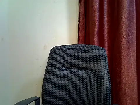 PinkCoochie02 online show from July 25, 2026, 6:11 am