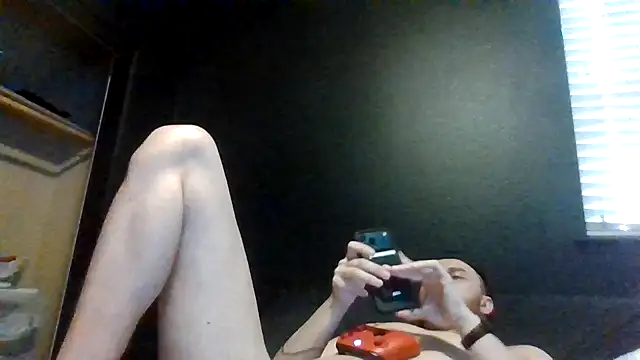 Snapshot of Tallhungcloudyyy chatting on May 20, 2026, 9:10 pm Tallhungcloudyyy online show from May 20, 2026, 9:10 pm