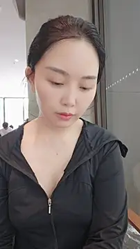 lylxili online show from June 22, 2026, 5:37 am