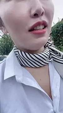 lylxili online show from July 29, 2026, 4:32 am