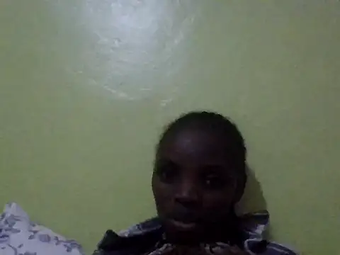 Alianamilly0 online show from June 8, 2026, 6:19 pm