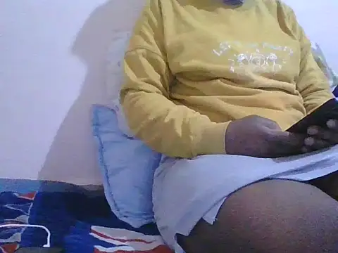 queenm5 online show from July 23, 2026, 2:20 am