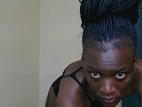 curvy kittie online show from July 5, 2026, 5:36 am