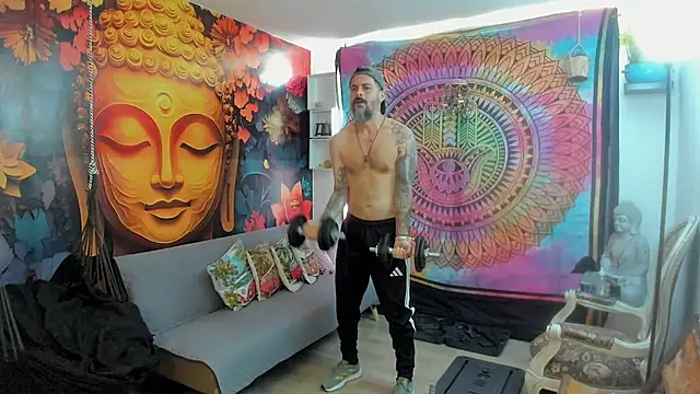 Miguel angeel  online show from May 28, 2026, 1:19 pm