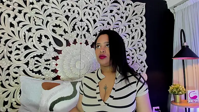 Snapshot of Bianca_DVarela chatting on May 30, 2026, 8:06 pm Bianca DVarela online show from May 30, 2026, 8:06 pm