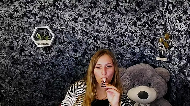 Snapshot of Jenny_smille_ chatting on July 20, 2026, 8:06 am Jenny smille online show from July 20, 2026, 8:06 am