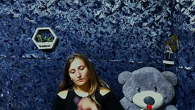 Snapshot of Jenny_smille_ chatting on July 21, 2026, 5:21 am Jenny smille online show from July 21, 2026, 5:21 am