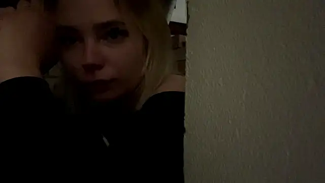Snapshot of KimberliBaskerville chatting on July 16, 2026, 8:15 pm KimberliBaskerville online show from July 16, 2026, 8:15 pm