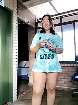 AlissBluumm online show from June 17, 2026, 11:56 am