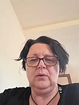 Diana Diafan online show from May 22, 2026, 3:17 pm