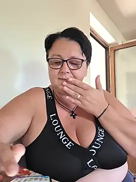 Diana Diafan online show from July 28, 2026, 5:58 am