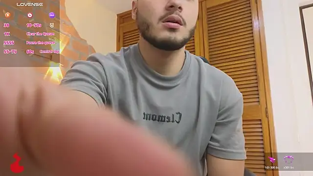 Snapshot of Brandon_01 chatting on May 19, 2026, 7:53 pm Brandon 01 online show from May 19, 2026, 7:53 pm
