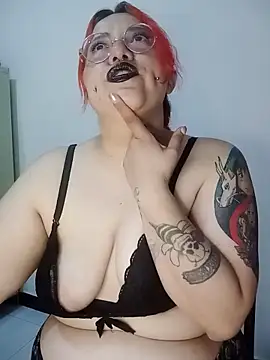 Snapshot of bruja_sscarlata chatting on May 30, 2026, 12:41 am bruja sscarlata online show from May 30, 2026, 12:41 am