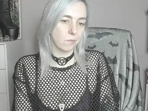 velvetanne online show from July 23, 2026, 6:44 am