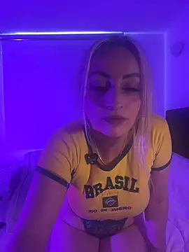 Snapshot of bulma- chatting on May 19, 2026, 8:04 pm bulma- online show from May 19, 2026, 8:04 pm
