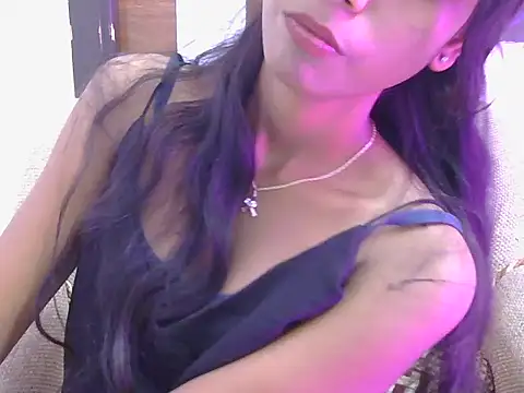 Snapshot of iliyana-20 chatting on May 19, 2026, 2:34 pm iliyana-20 online show from May 19, 2026, 2:34 pm