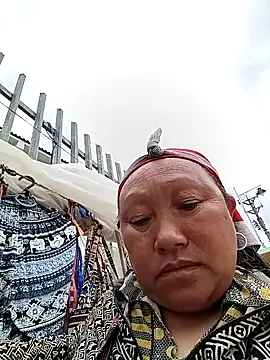 -Amanda-73 online show from May 23, 2026, 8:29 am