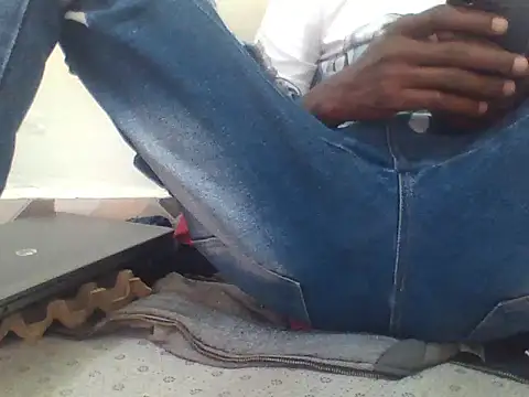 Snapshot of slimdady254 chatting on July 20, 2026, 11:45 am slimdady254 online show from July 20, 2026, 11:45 am