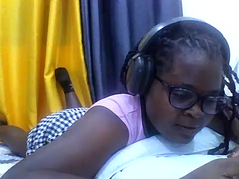 Snapshot of ladar chatting on June 27, 2026, 5:51 pm ladar online show from June 27, 2026, 5:51 pm